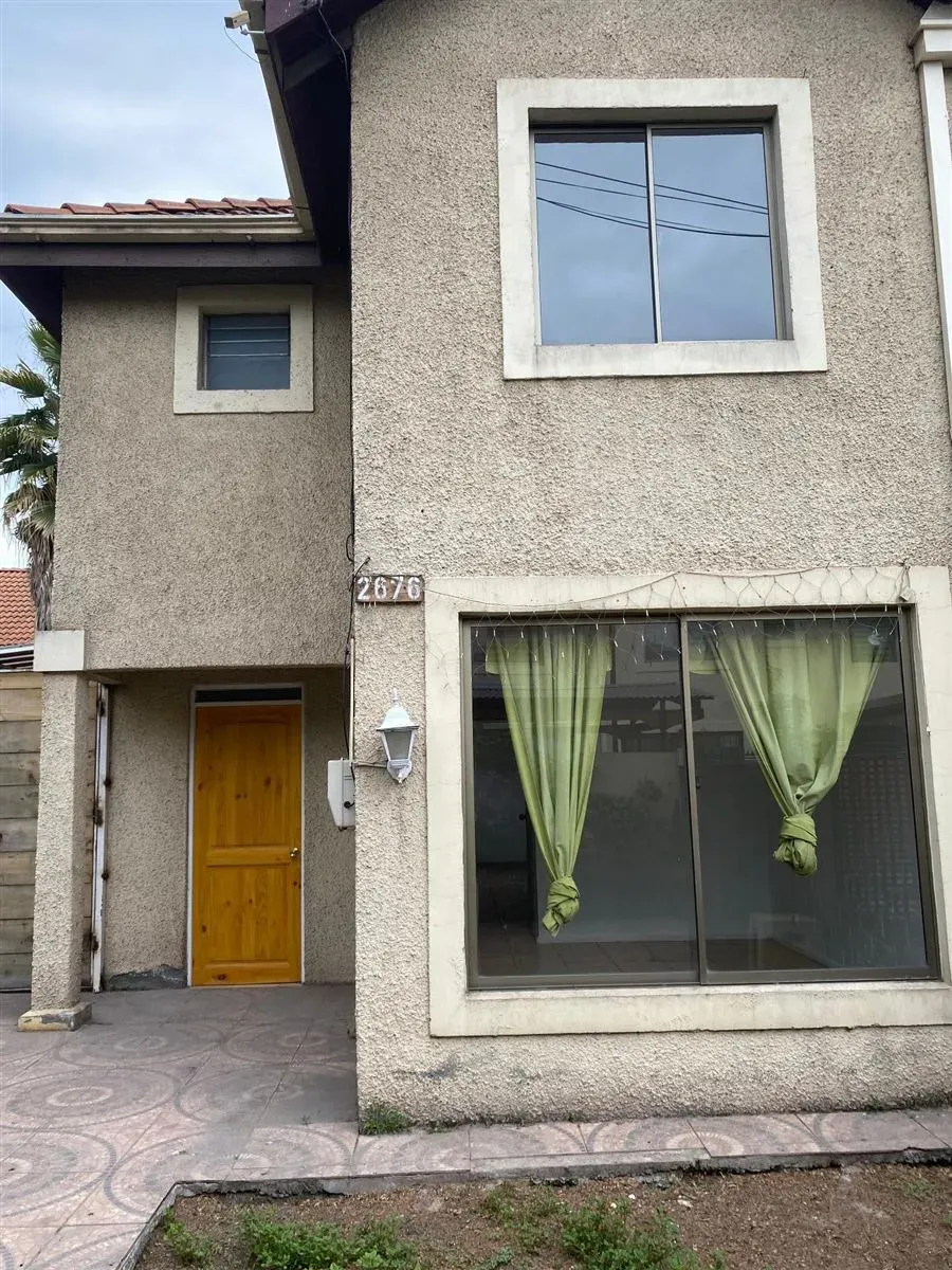 Casa En Venta De 3 Dorm. En Sector Rinconada Maipu