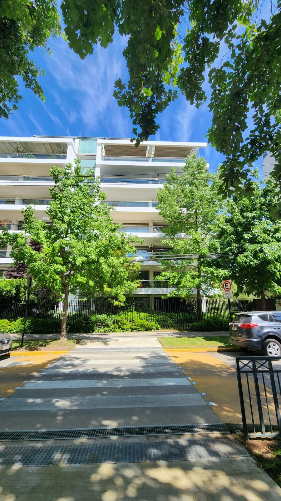 Departamento En Venta De 4 Dorm. En Vitacura